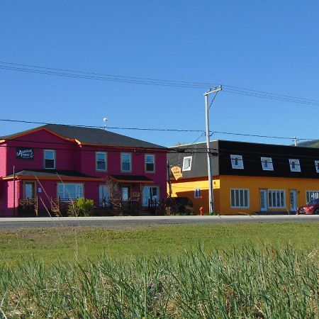 Auberge L'Amarre Mont-Louis Exterior foto